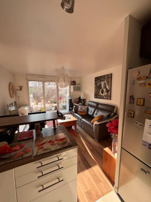 Appart 2 Chambres 17 Min De Paris Rosny-sous-Bois Εξωτερικό φωτογραφία